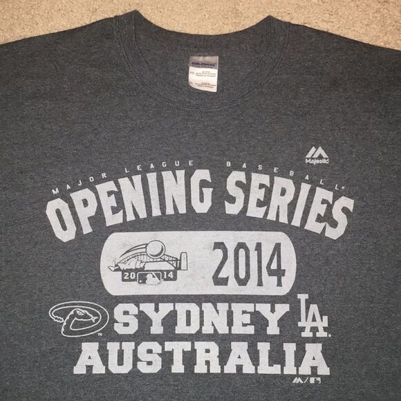 Sydney Australia Bridge MLB LA Dodgers Vs Arizona Diamondbacks baseball T shirt - Picture 1 of 4